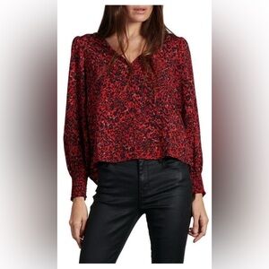 Sanctuary “Harmony” blouse top red
Animal print split neck long sleeve 1X EUC